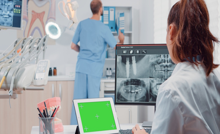 The Evolution of Oral Care: Integrating Technology into Everyday Dental Health The Evolution of Oral Care: Integrating Technology into Everyday Dental Health